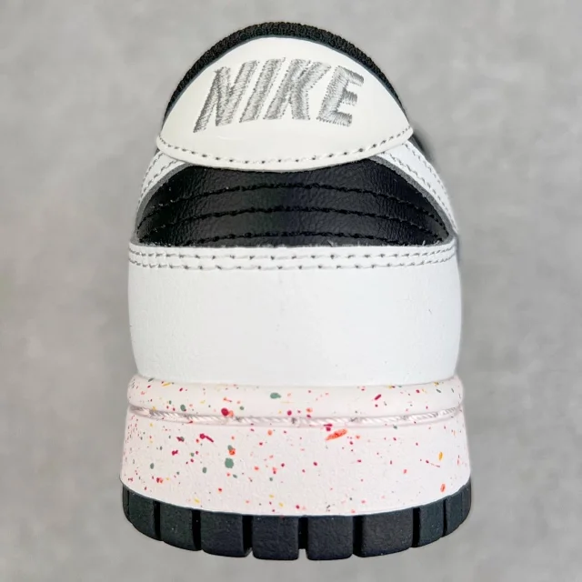 Nike Sneakers Dunk Low SE Triple Swoosh product detail image 80
