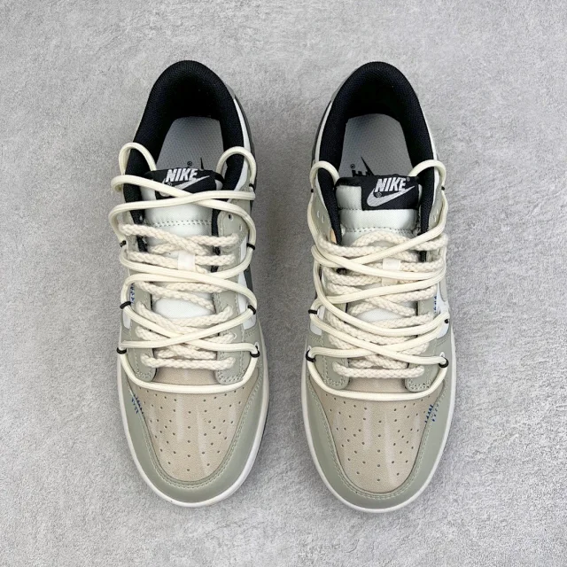 Nike Sneakers SB Dunk Low Deconstruction product detail image 20