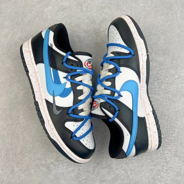 Nike Sneakers Dunk Low SE Triple Swoosh product detail image 57