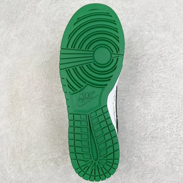 Nike Sneakers SB Dunk Low Deconstruction product detail image 45