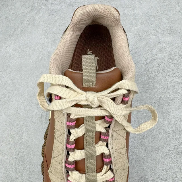 Nike Sneakers Low-top chunky lug-sole with mini Swoosh product detail image 23