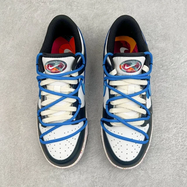 Nike Sneakers Dunk Low SE Triple Swoosh product detail image 56