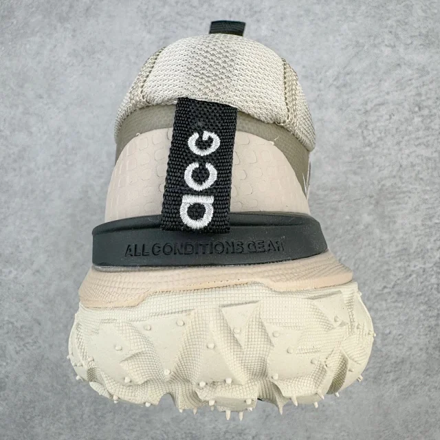 Nike Sneakers ACG Mountain Fly Low SE Trail product detail image 34