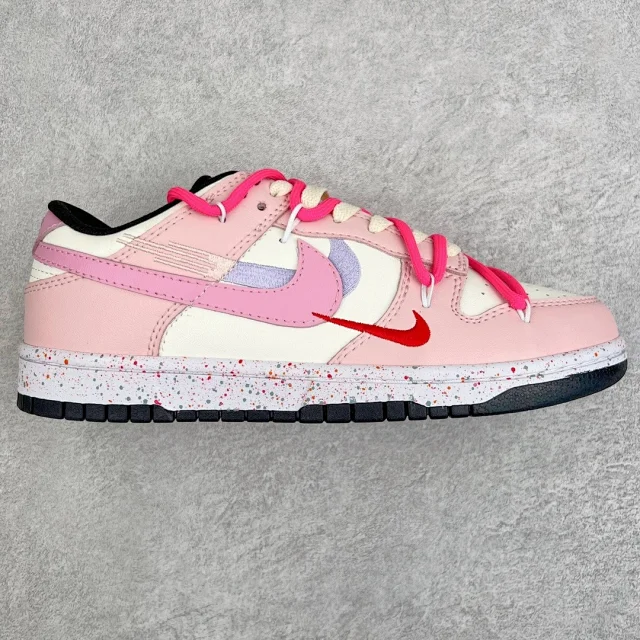 Nike Sneakers SB Dunk Low Deconstruction product detail image 28