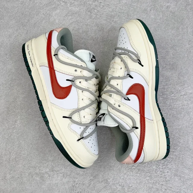 Nike Sneakers SB Dunk Low Deconstruction product detail image 48