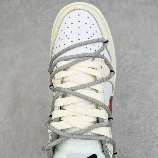 Nike Sneakers SB Dunk Low Deconstruction product detail image 49
