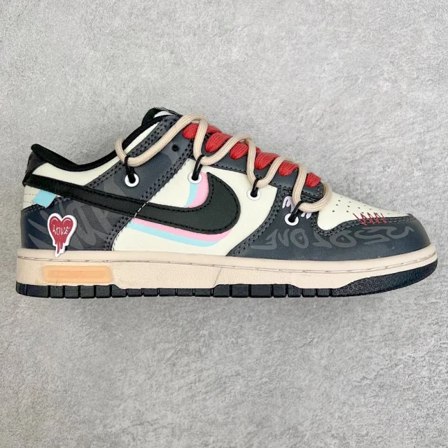 Nike Sneakers SB Dunk Low Deconstruction product detail image 73