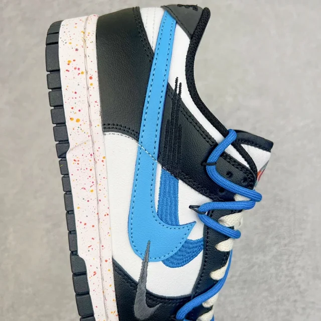 Nike Sneakers Dunk Low SE Triple Swoosh product detail image 60