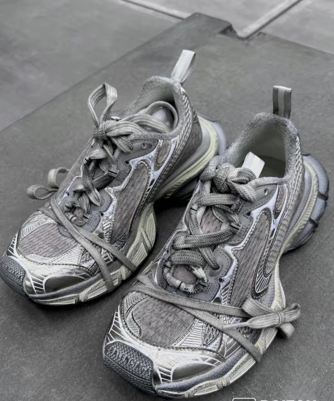 Balenciaga Sneakers 3XL