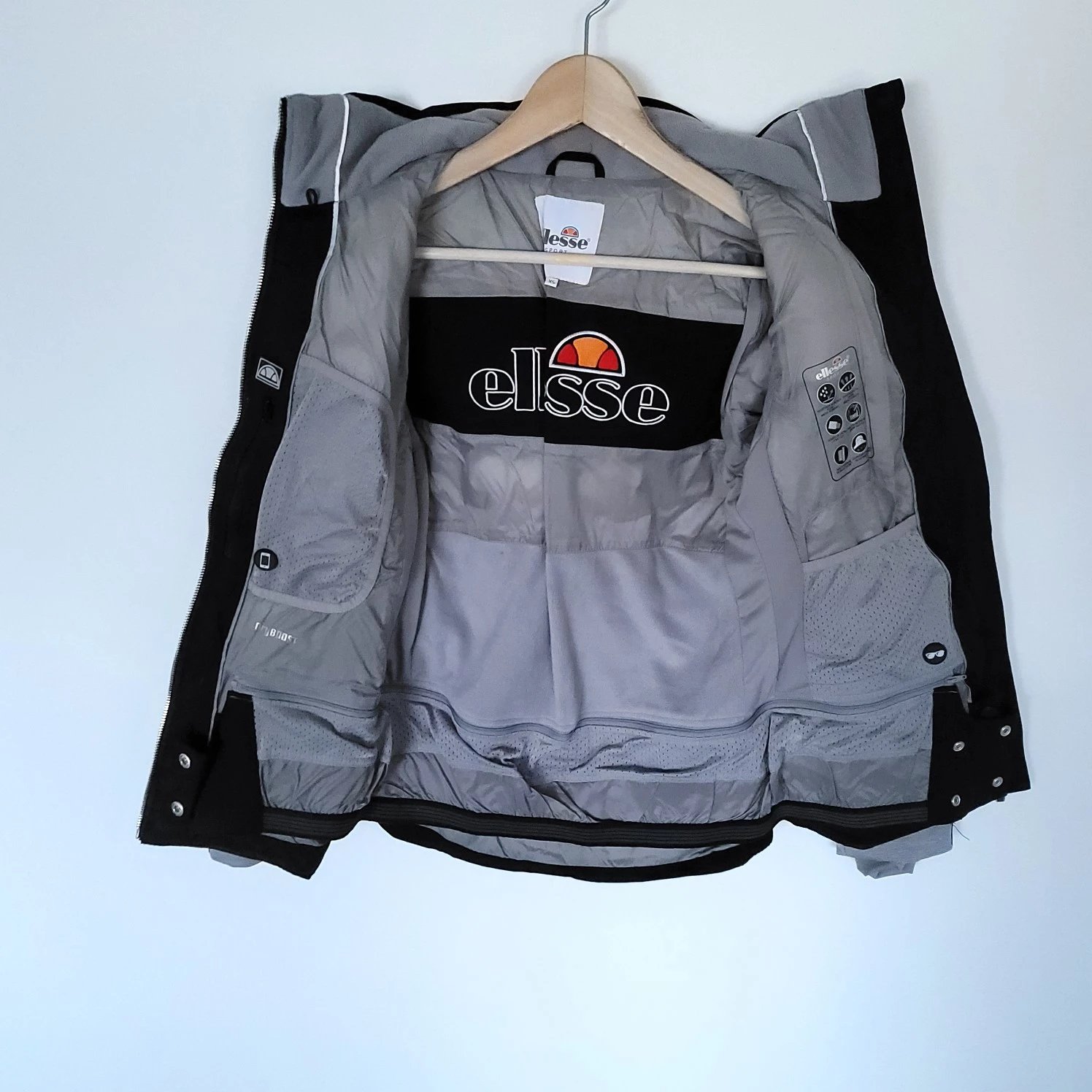 ellesse 女款滑雪服保暖完好棉服速降单板滑雪外套1122203