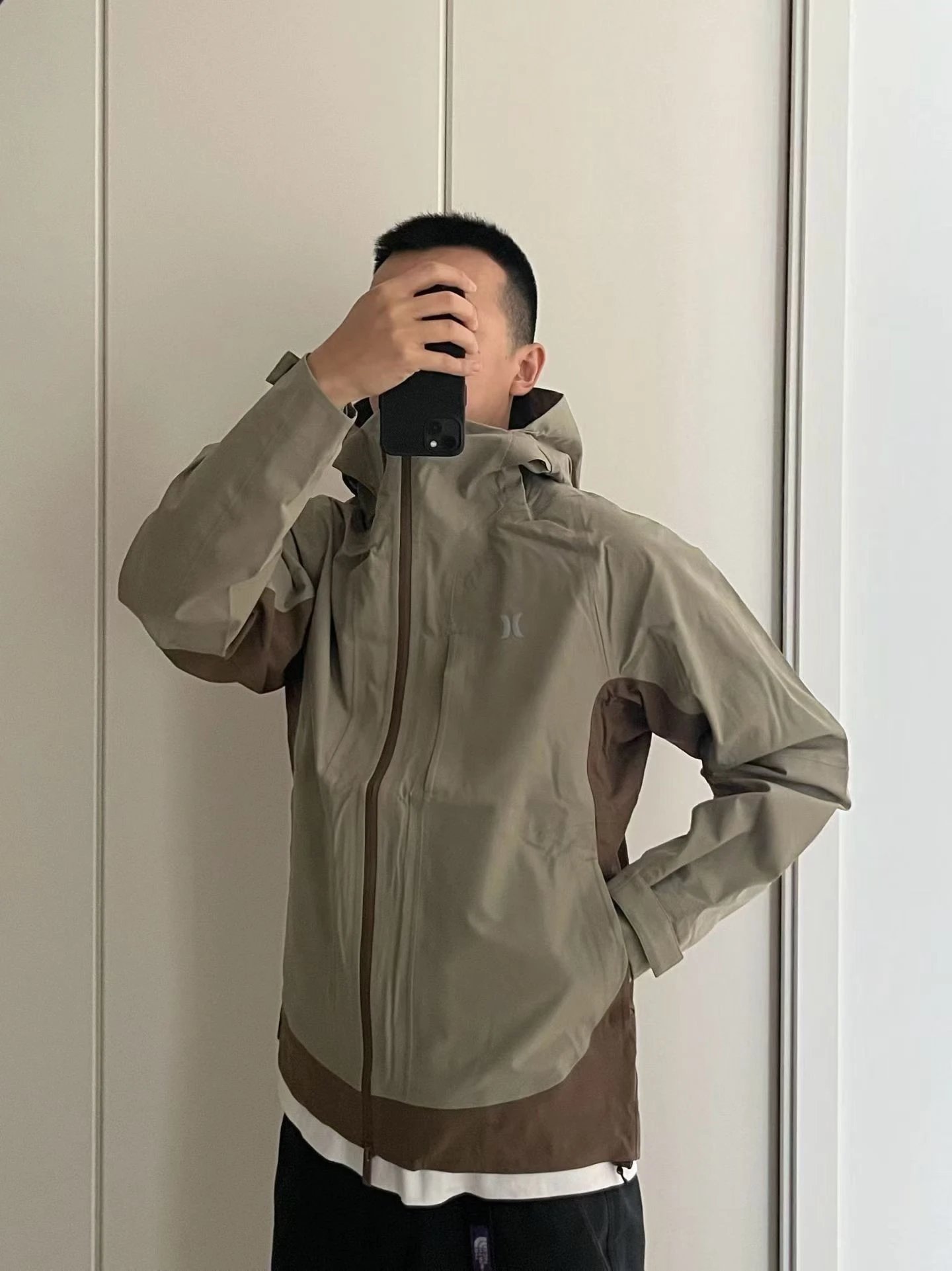 Hurley Hardshell Fully Taped Rain Jacket