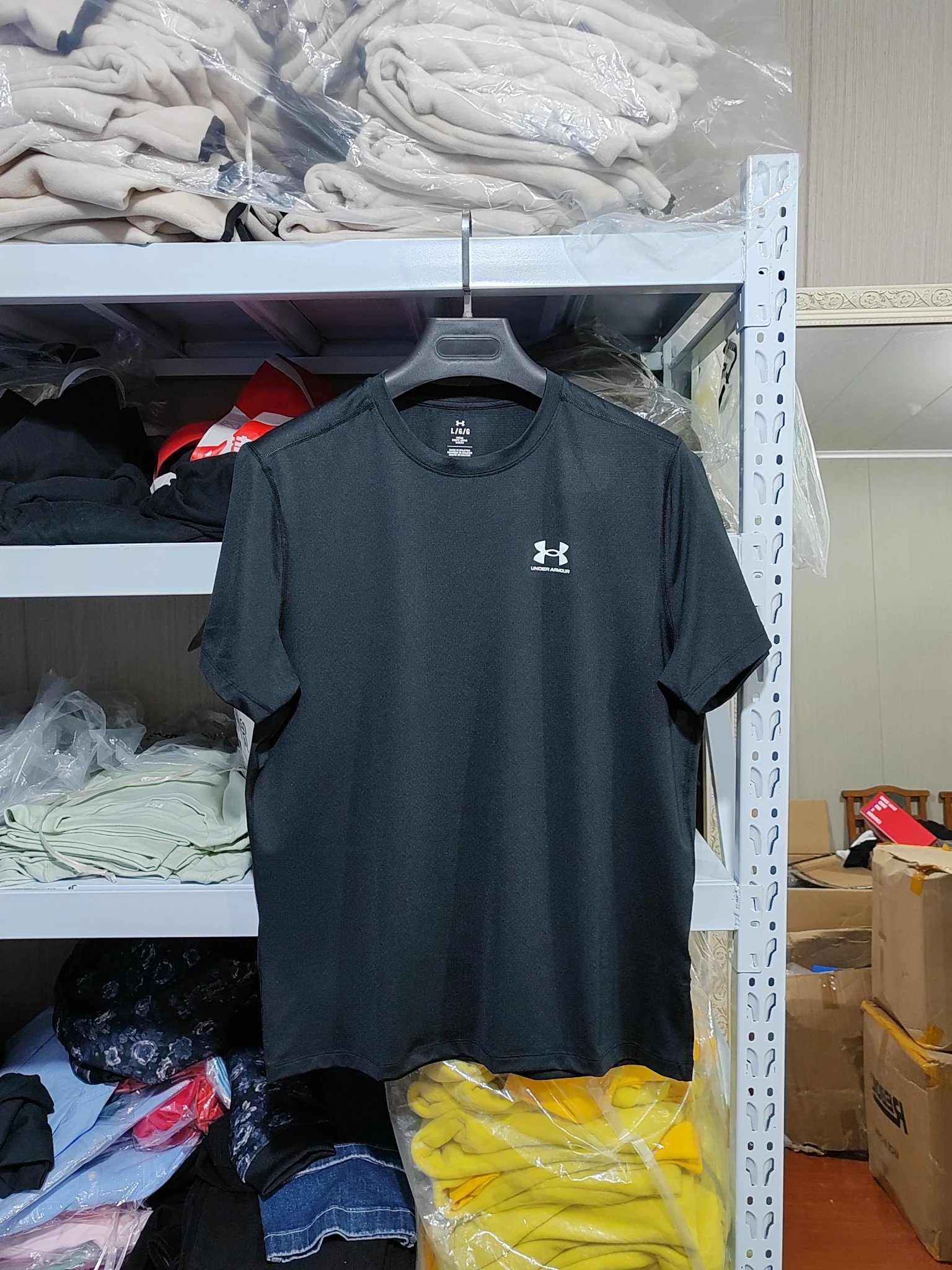 UA Demark Lightweight Mesh Speed-Dry T-Shirt