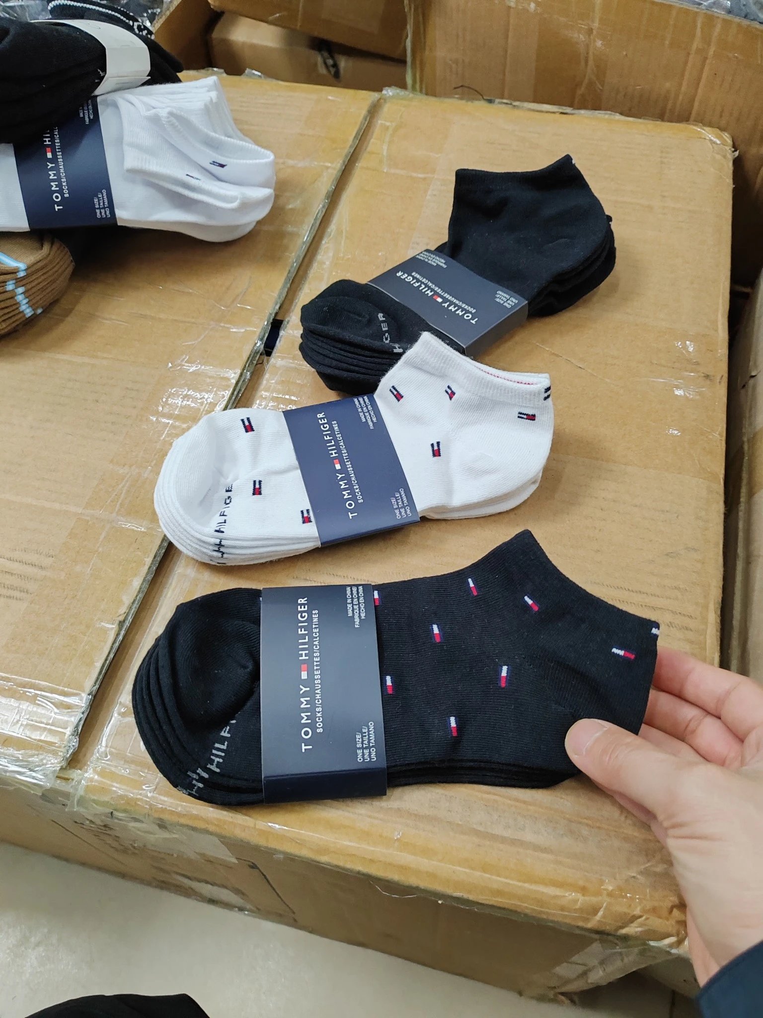 TOMMY Men's Boat Socks