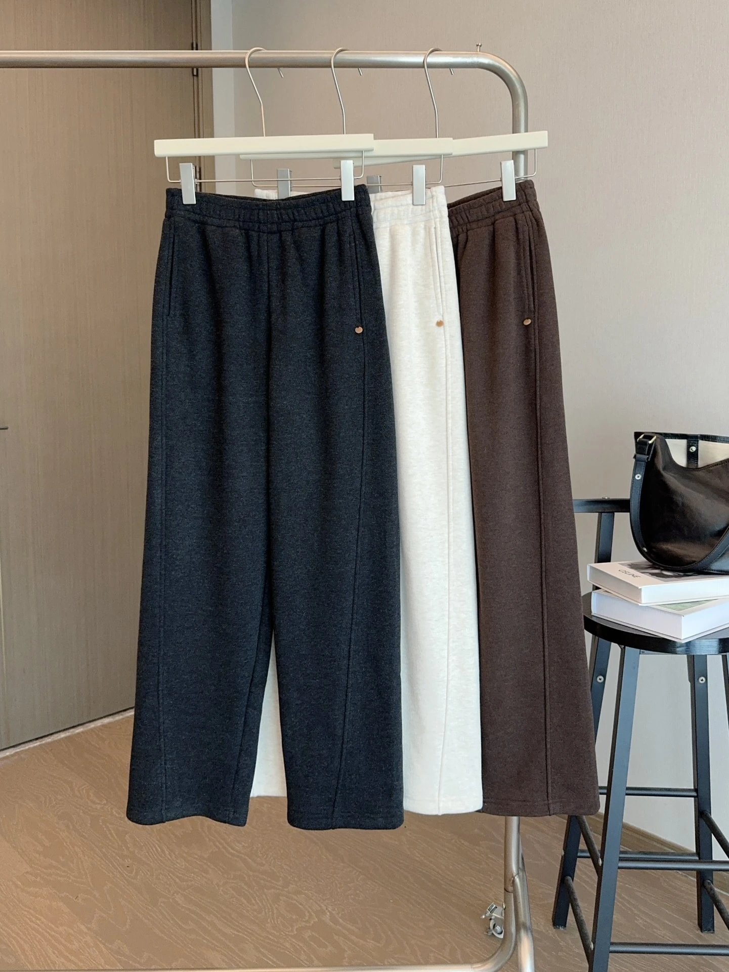 Thick Wool Blend Curved Pants