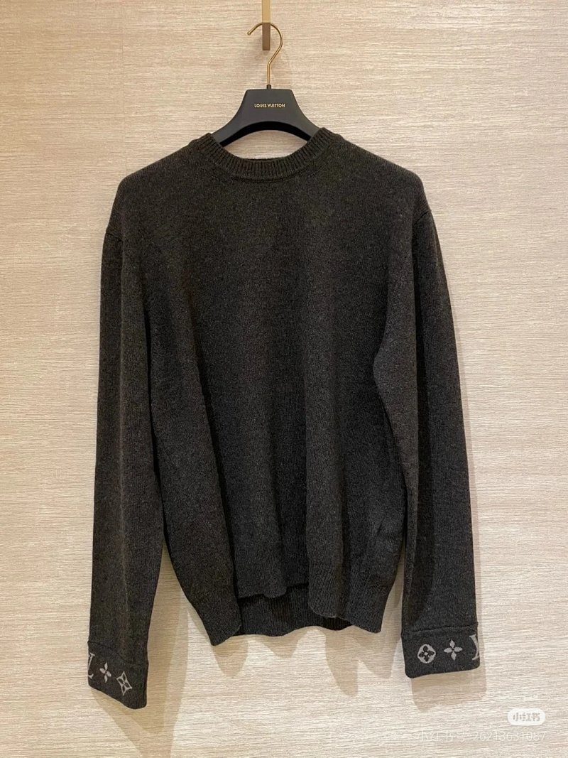 Sweater from Yin Kuang's Shop