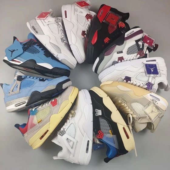 Link 2: AJ4 color scheme, top layer cowhide combination sole, air cushion shoe, good shape and cleanliness level