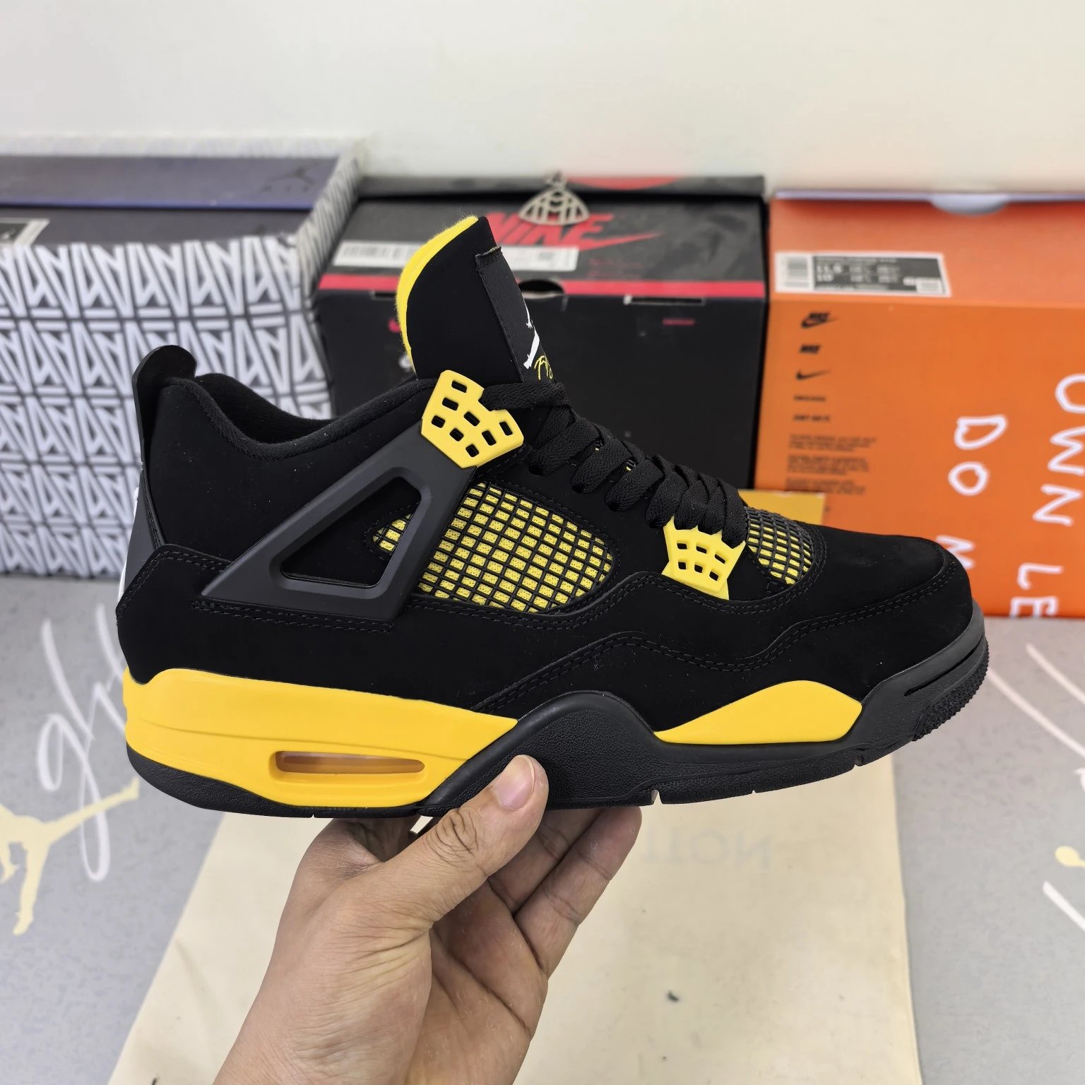 dark yellow