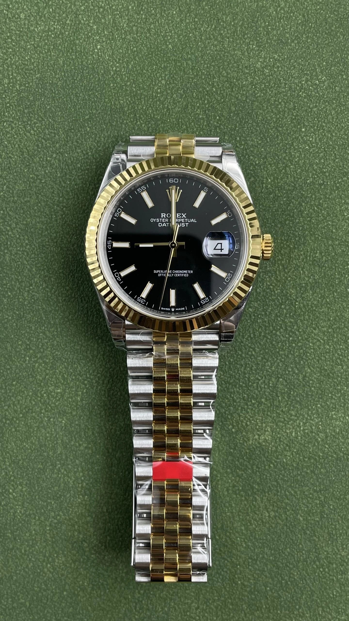 VS Factory Rolex Datejust 41mm Two-Tone Black Dial, New Version with Small Crown Logo at 6 O'Clock, VS In-House Caliber 3235 Automatic Movement with Up to 70-Hour Power Reserve