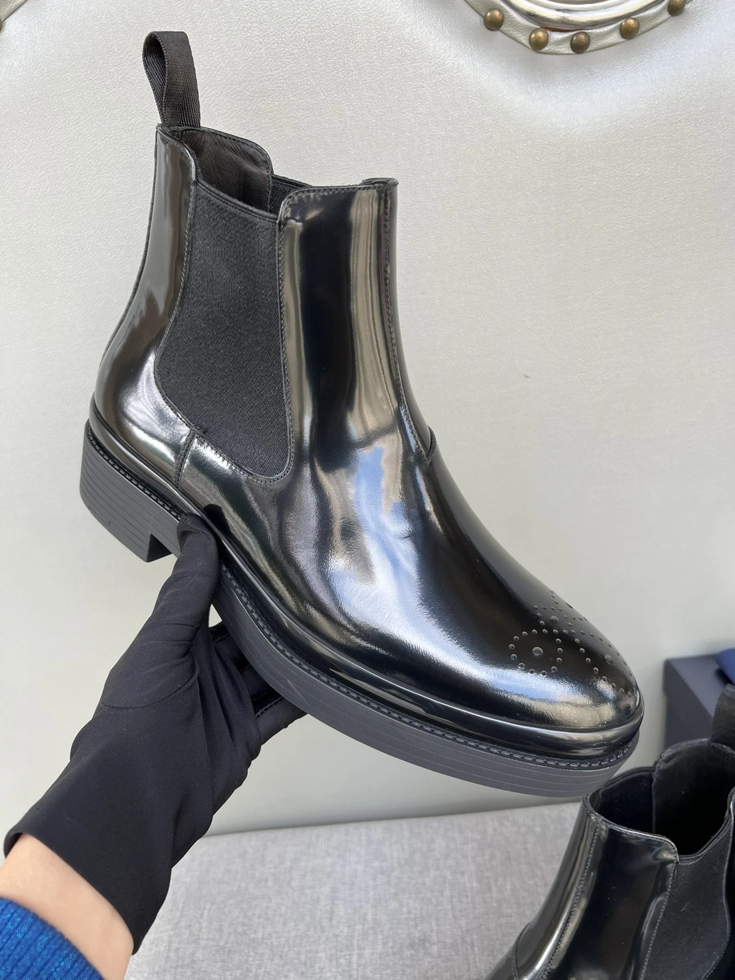black glossy with carving