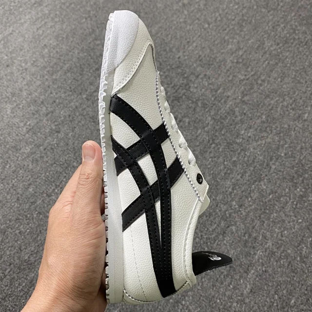 Onitsuka Tiger Sneakers Mexico 66 low-top striped product detail image 43