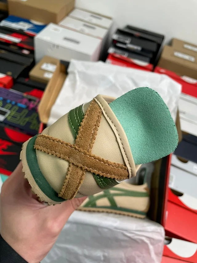Onitsuka Tiger Sneakers Mexico 66 low-top striped product detail image 75