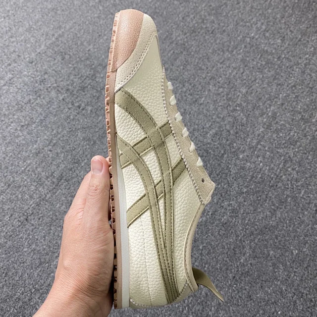 Onitsuka Tiger Sneakers Mexico 66 low-top striped product detail image 37