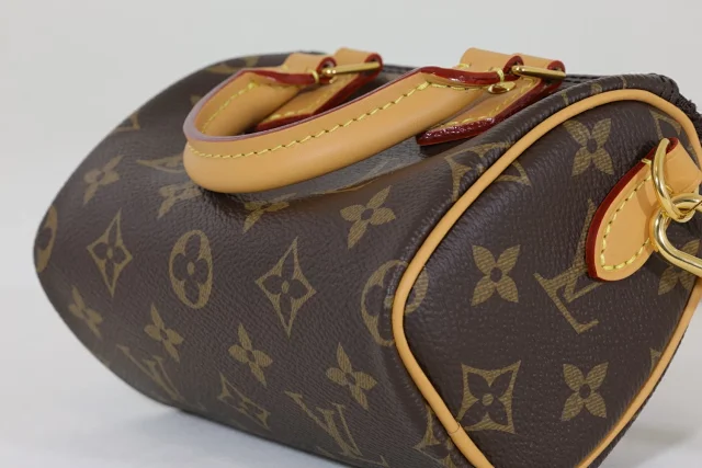 LV NANO SPEED 迷你枕头包 M81085