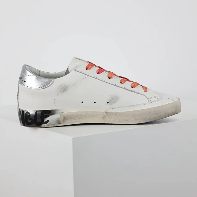 Golden Goose Sneakers Distressed star-appliqué low-top product detail image 30