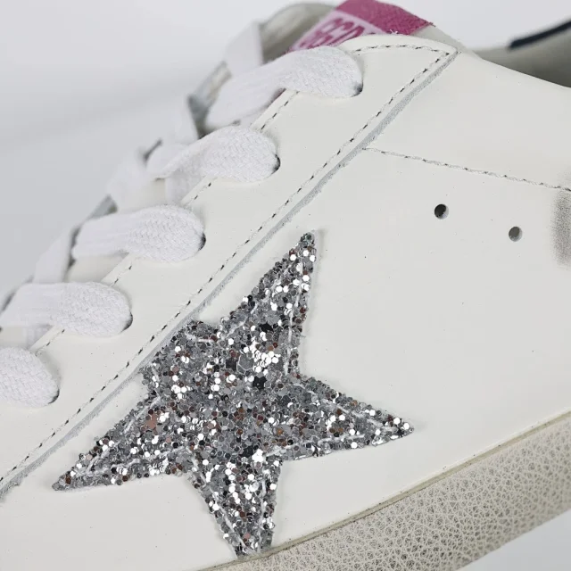 Golden Goose Sneakers Distressed star-appliqué low-top product detail image 13