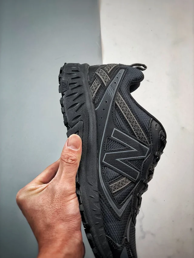 New Balance Sneakers NB 410 v5 product detail image 18