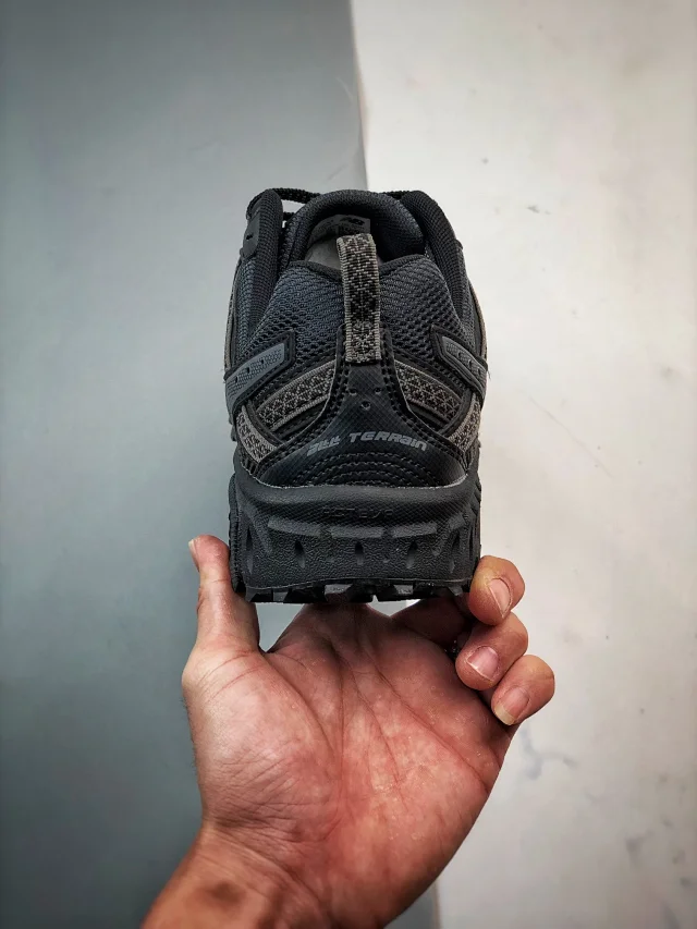 New Balance Sneakers NB 410 v5 product detail image 17
