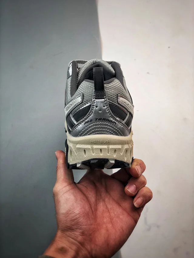 New Balance Sneakers NB 410 v5 product detail image 35