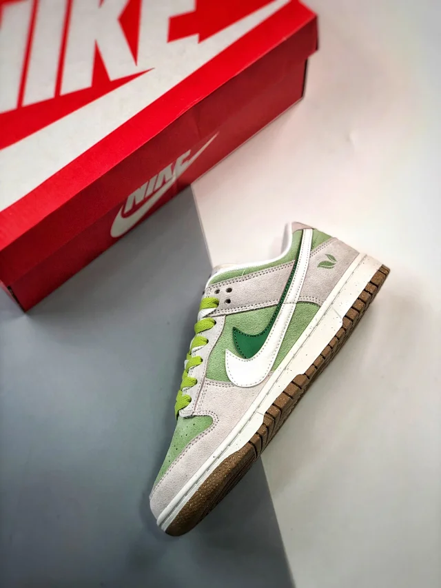 Nike Sneakers Dunk Low SE 85 Double Hook Deconstruction product detail image 12