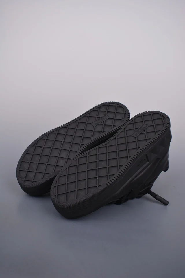 Valentino Garavani Sneakers One Stud low-top product detail image 57