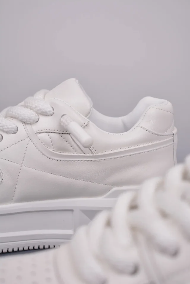 Valentino Garavani Sneakers One Stud low-top product detail image 71