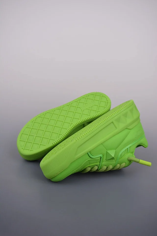 Valentino Garavani Sneakers One Stud low-top product detail image 12