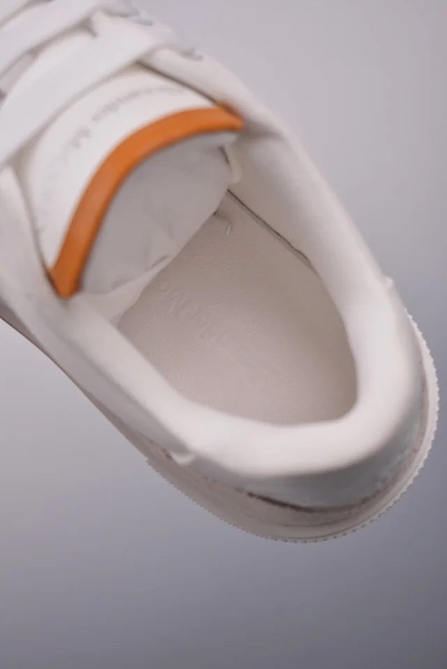 Alexander McQueen Sneakers Oversized low-top product detail image 18