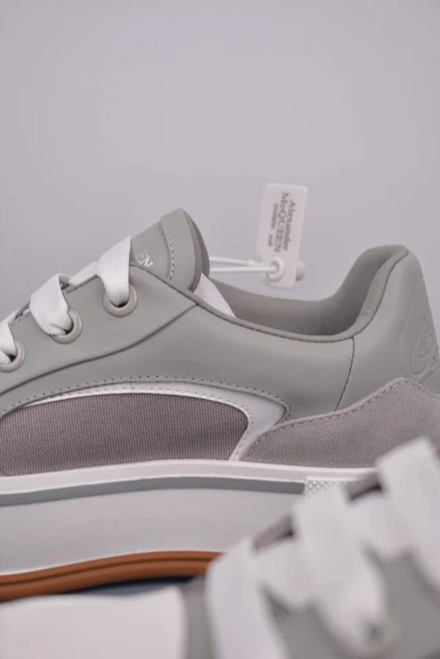 Alexander McQueen Sneakers Oversized low-top product detail image 26