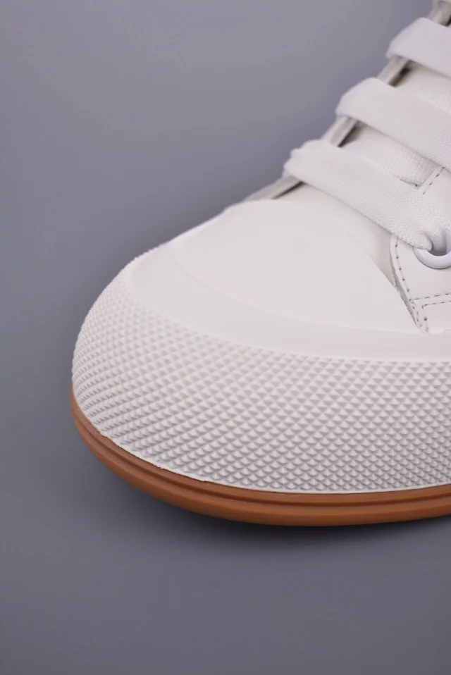 Alexander McQueen Sneakers Oversized low-top product detail image 15