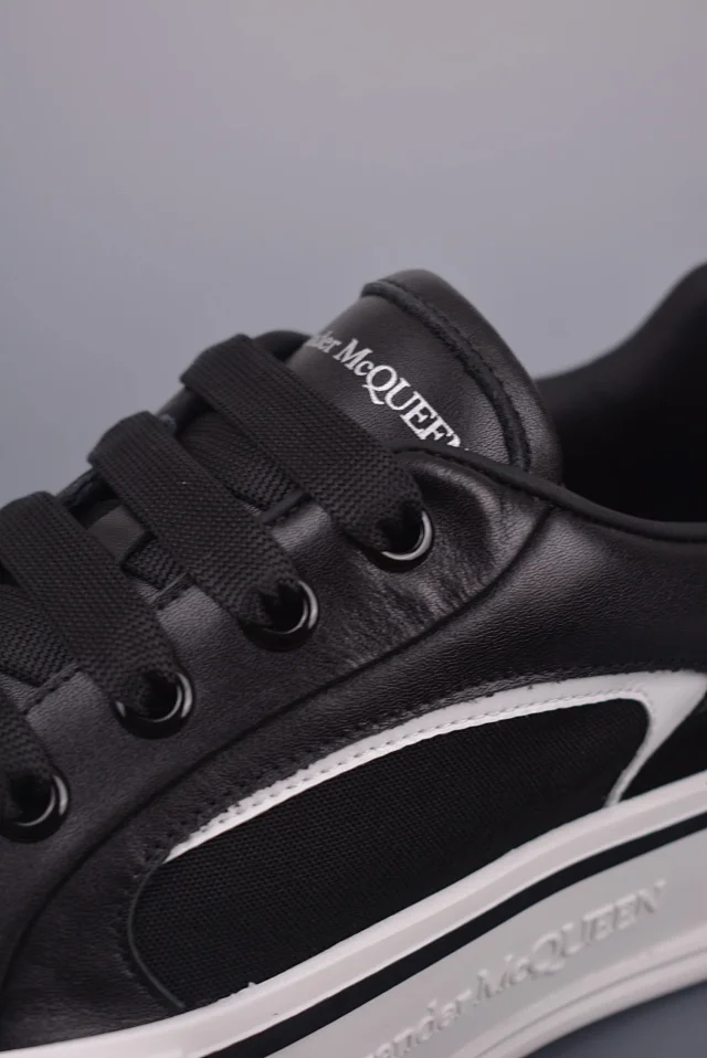 Alexander McQueen Sneakers Oversized low-top product detail image 34