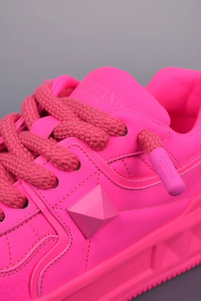 Valentino Garavani Sneakers One Stud low-top product detail image 52
