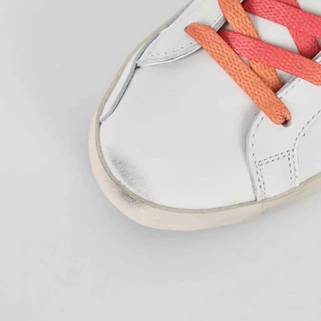 Golden Goose Sneakers Distressed star-appliqué low-top product detail image 32