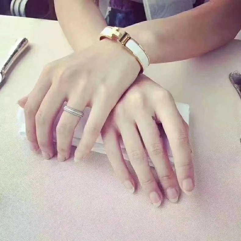 爱马仕珐琅彩陶瓷H手镯玫瑰金边 11