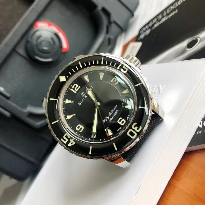Watch from Three-legged