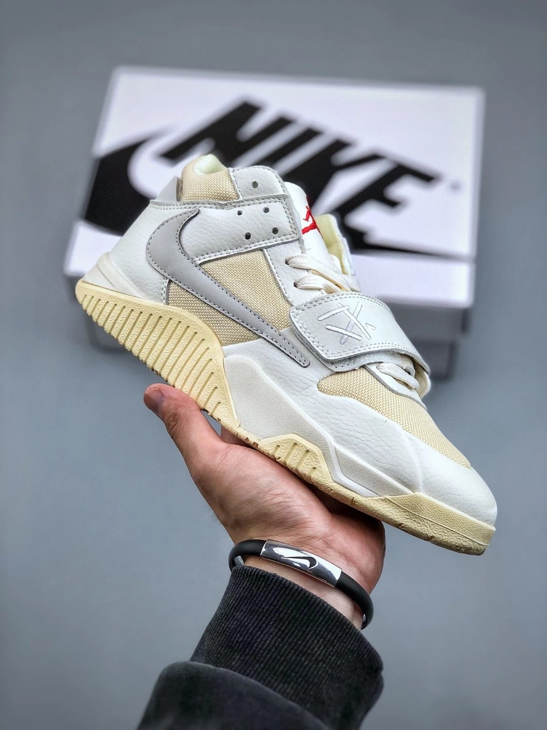 耐克Travis Scott x Nike Jordan Cut The Check 联名倒钩男女休闲板鞋FZ8117 401