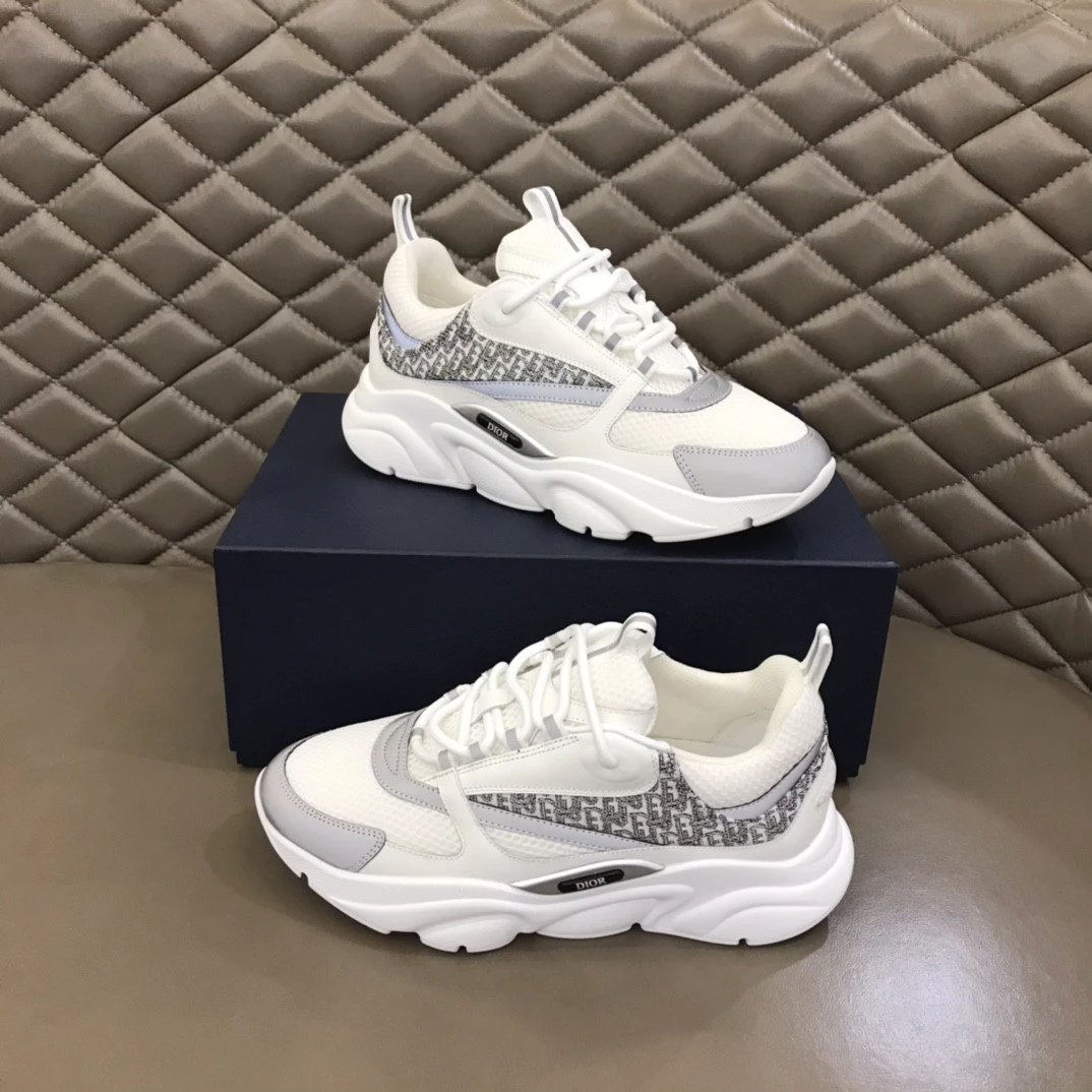 Dior B23 Oblique White and Black Chunky Sneakers - 58