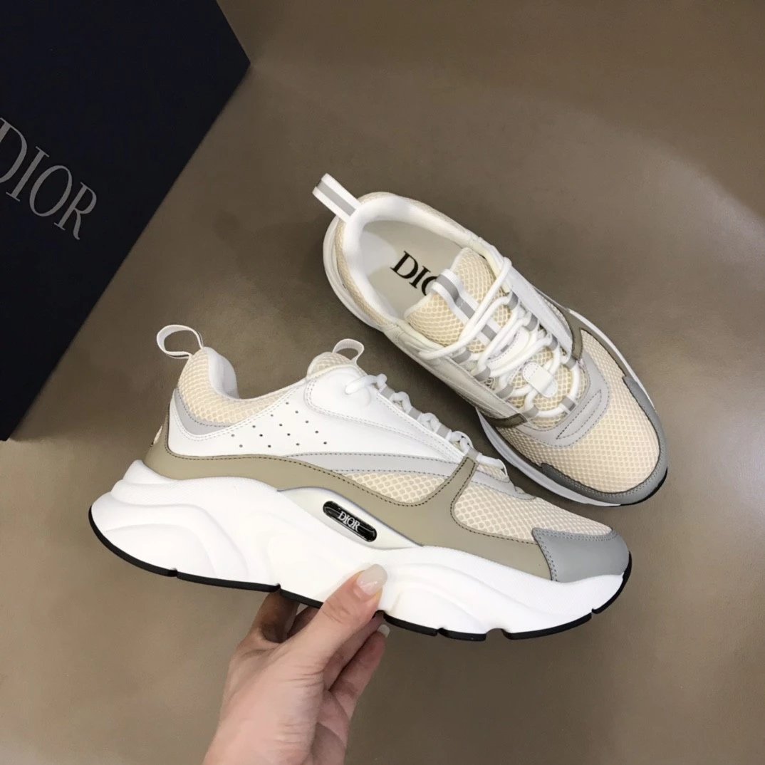 Dior B23 Oblique White and Black Chunky Sneakers - 32