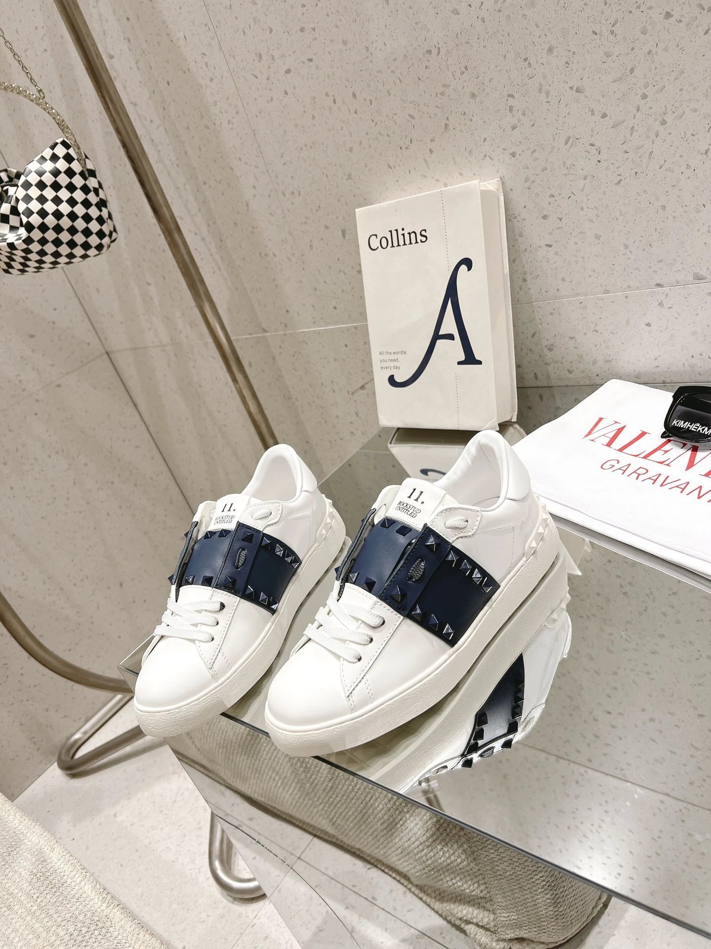 23