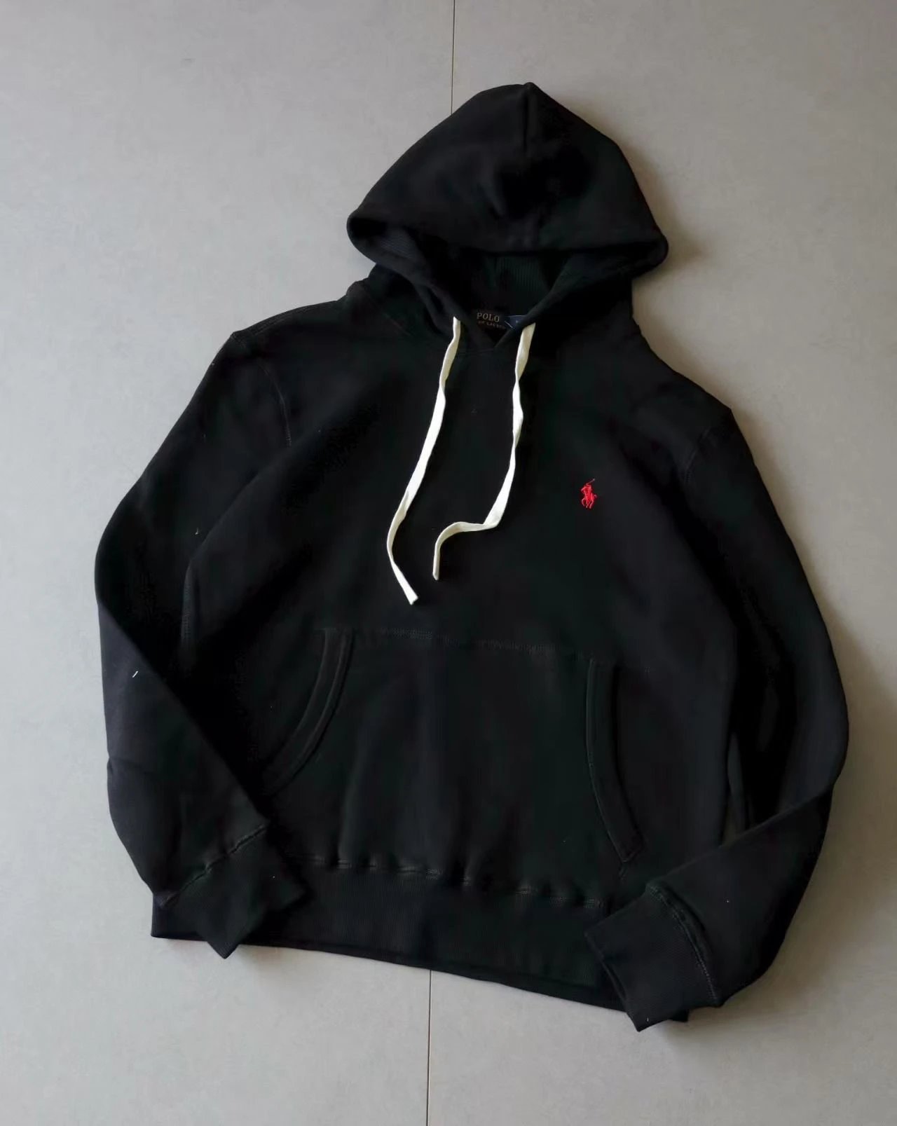 TT - Black Black