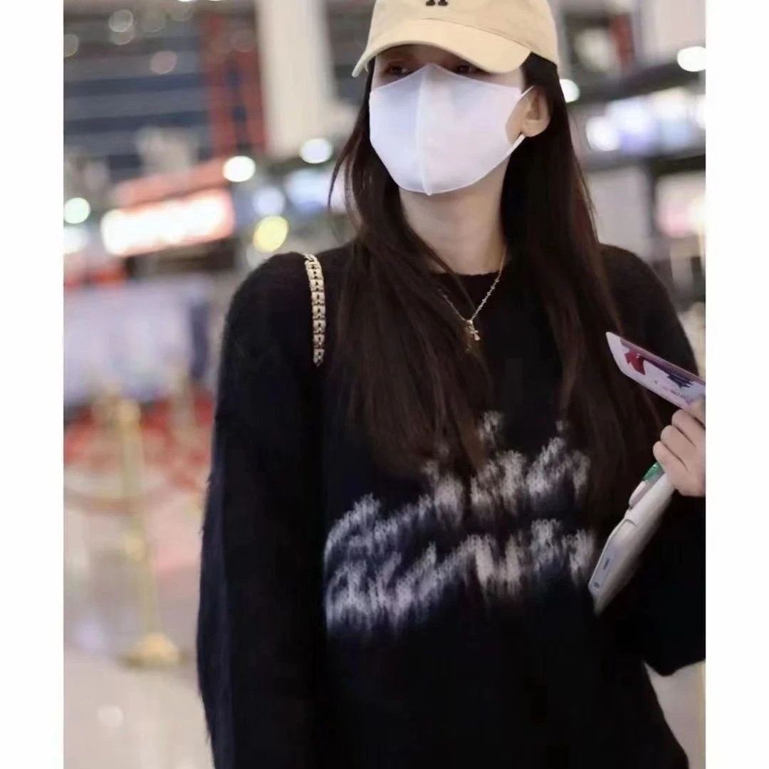 Trendy Casual Relaxed Sweater photo 5